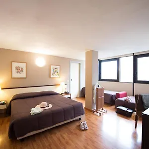 Ibis Styles Cristal Szálloda